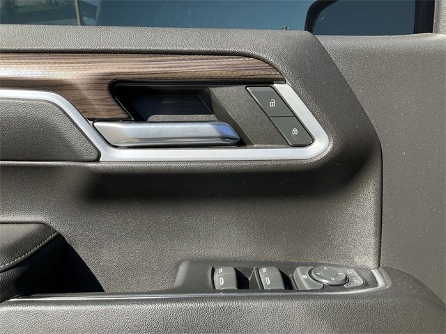 Thumbnail: 2022 Chevrolet Silverado 1500 - 12