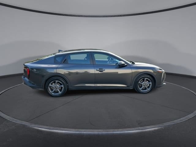 Thumbnail: 2025 Kia K4 - 9