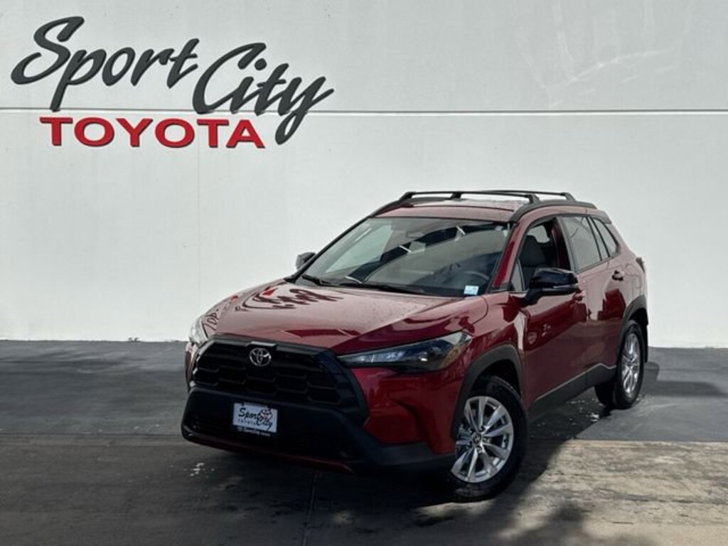 Used 2026 Toyota Corolla Cross LE SUV