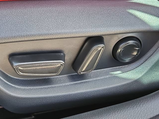 Thumbnail: 2026 Toyota Camry - 15