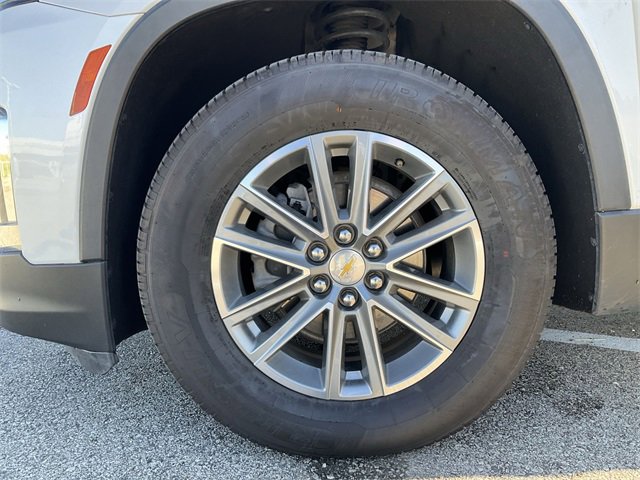 Thumbnail: 2023 Chevrolet Traverse - 12