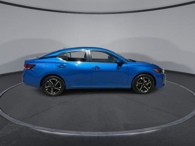 Thumbnail: 2025 Nissan Sentra - 9