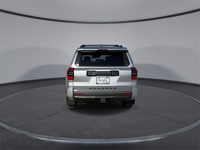 Thumbnail: 2025 Toyota 4Runner - 7