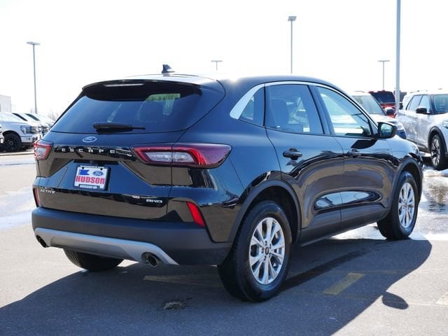 Thumbnail: 2023 Ford Escape - 17