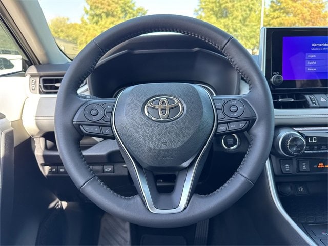 Thumbnail: 2025 Toyota RAV4 - 20