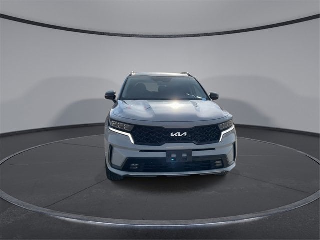 Thumbnail: 2022 Kia Sorento - 3