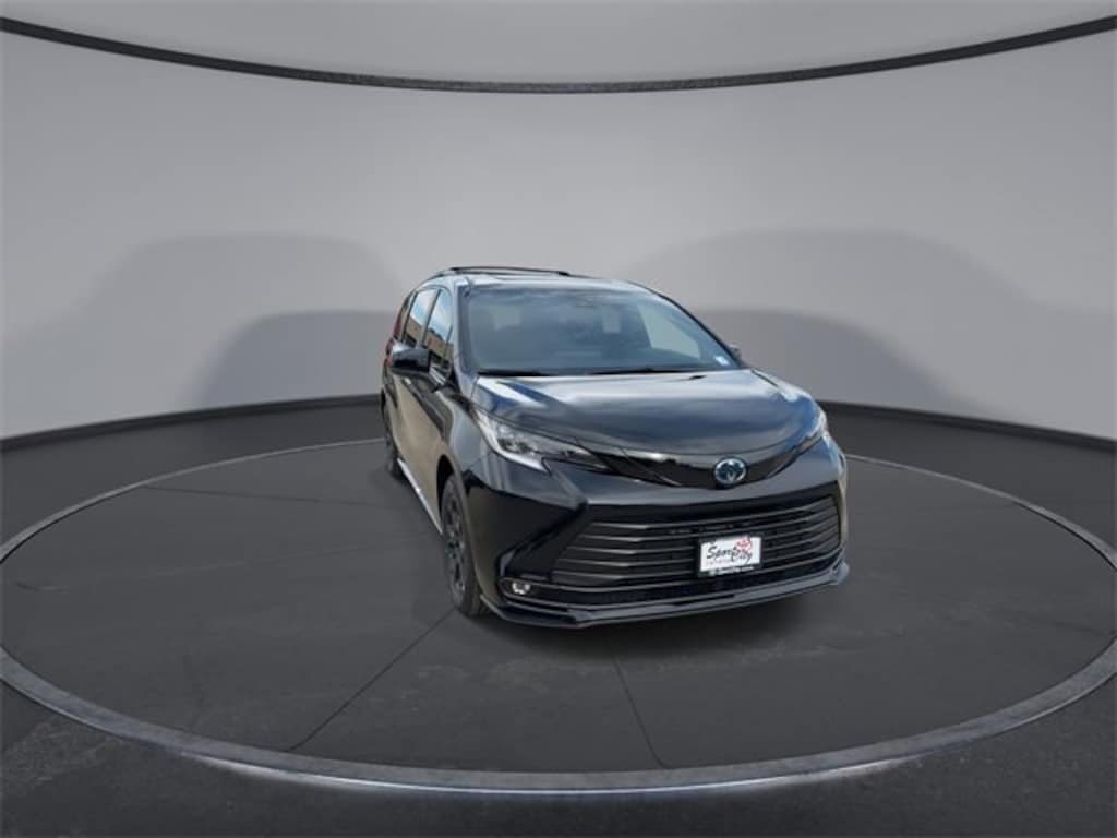 New 2025 Toyota Sienna Woodland Edition Van Passenger Van