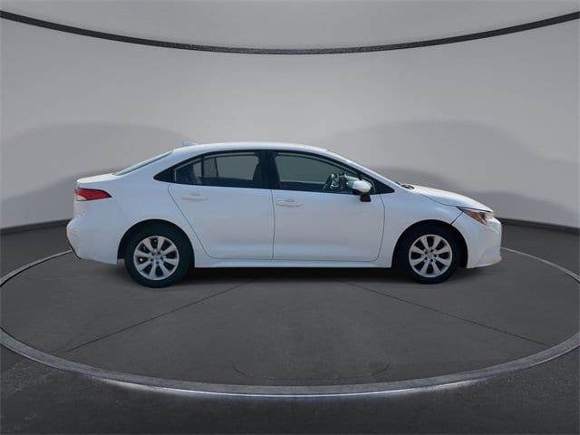 Thumbnail: 2023 Toyota Corolla - 9