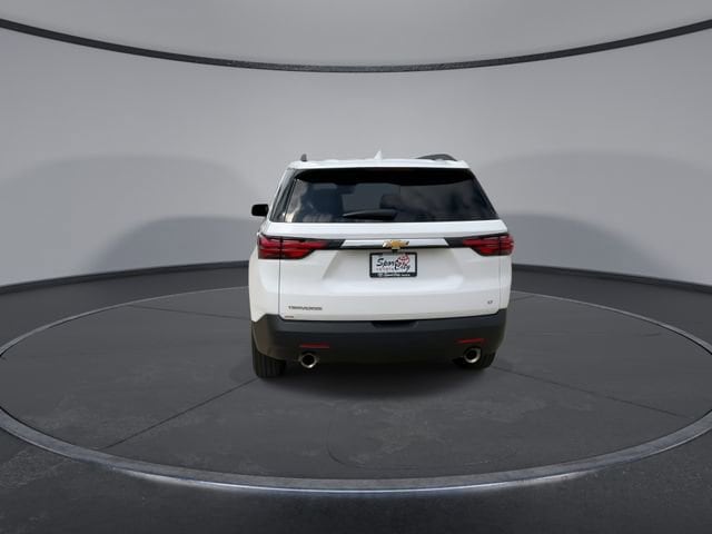 Thumbnail: 2023 Chevrolet Traverse - 7