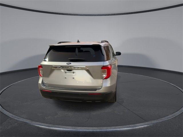 Thumbnail: 2022 Ford Explorer - 7