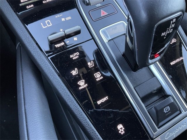 Thumbnail: 2020 Porsche Cayenne - 23