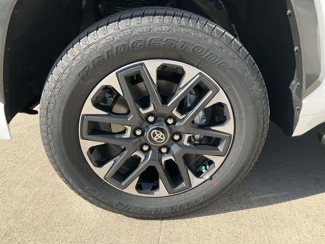 Thumbnail: 2026 Toyota Tundra - 12