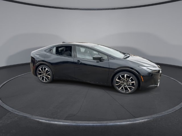 2026 Toyota Prius Plug-in Hybrid XSE Premium - Photo 9