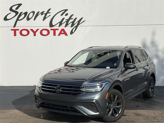 Thumbnail: 2024 Volkswagen Tiguan - 1