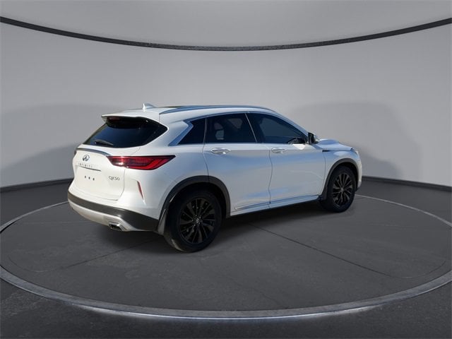 Thumbnail: 2023 INFINITI QX50 - 8