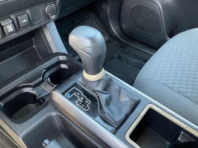 Thumbnail: 2023 Toyota Tacoma - 24