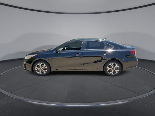Thumbnail: 2021 Kia Forte - 5