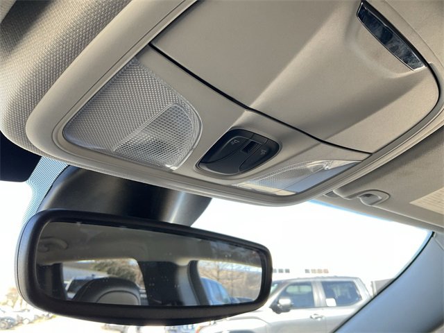 Thumbnail: 2021 Jeep Cherokee - 24