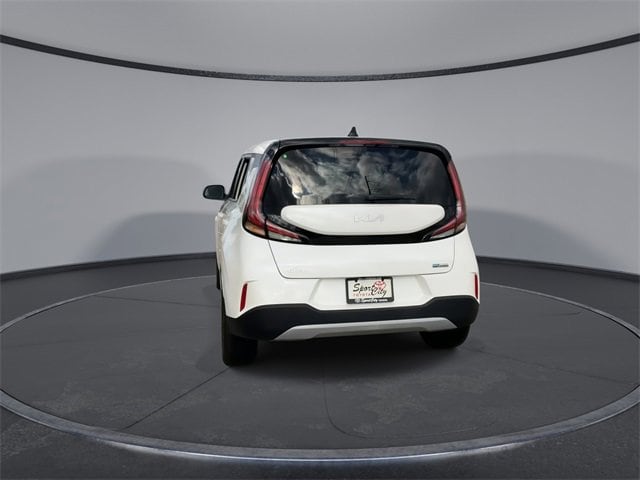 Thumbnail: 2023 Kia Soul - 7