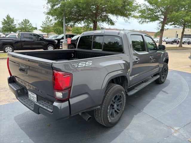 Thumbnail: 2020 Toyota Tacoma - 3
