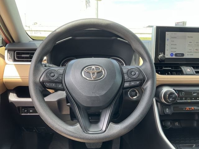 Thumbnail: 2025 Toyota RAV4 - 18