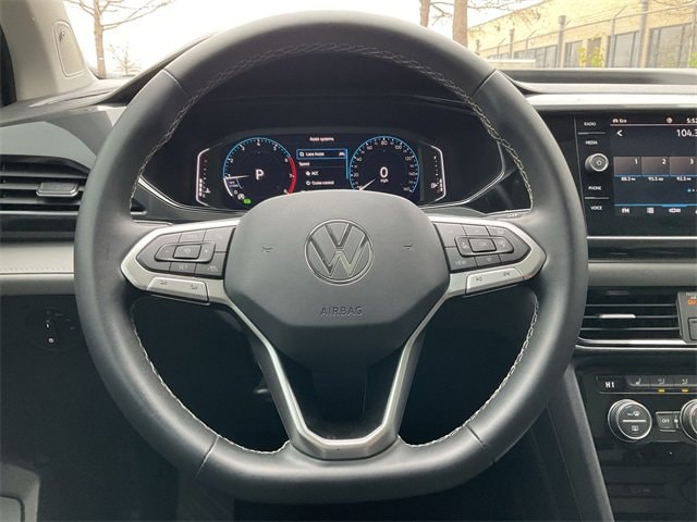 Thumbnail: 2022 Volkswagen Taos - 20