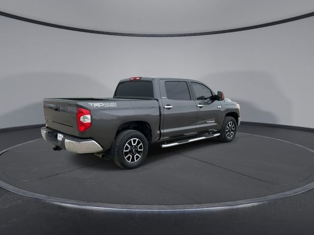 Thumbnail: 2017 Toyota Tundra - 8