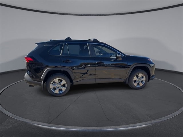 Thumbnail: 2025 Toyota RAV4 - 8