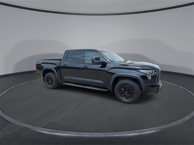 Thumbnail: 2023 Toyota Tundra - 9