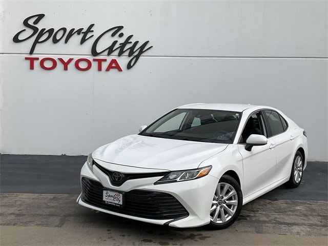 2019 Toyota Camry LE