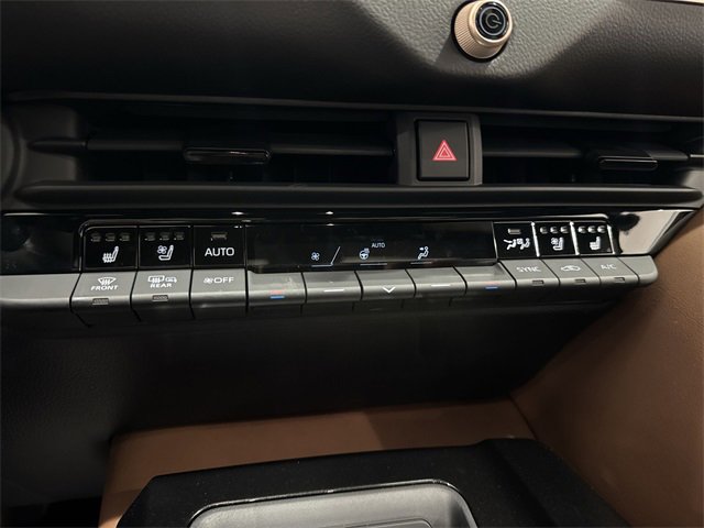 Thumbnail: 2026 Toyota Crown - 18