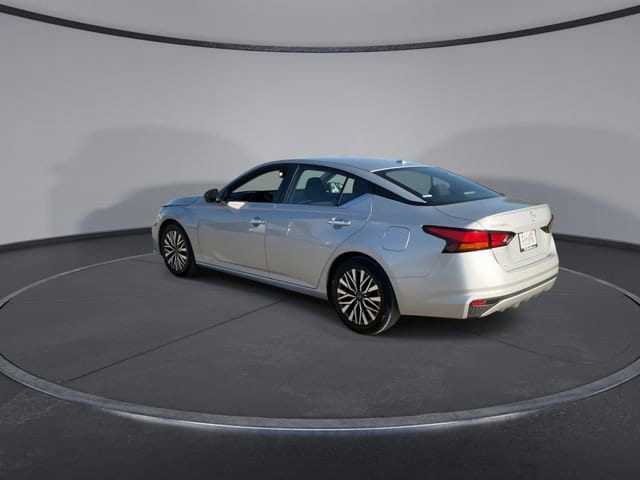 Thumbnail: 2024 Nissan Altima - 6