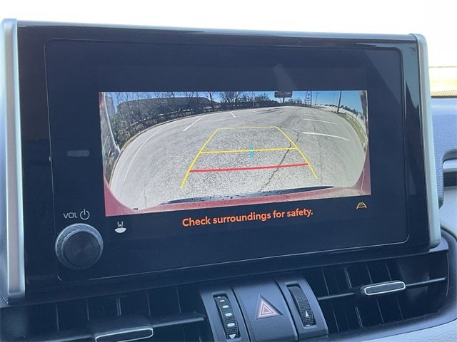 Thumbnail: 2025 Toyota RAV4 - 15