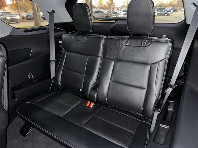 Thumbnail: 2022 Ford Explorer - 14