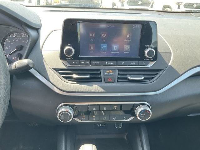 Thumbnail: 2024 Nissan Altima - 20