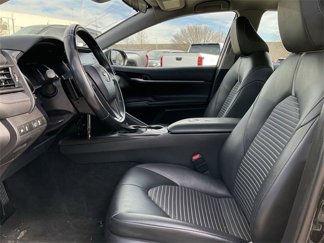 Thumbnail: 2023 Toyota Camry - 13