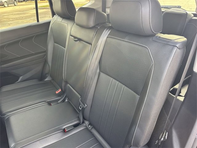 Thumbnail: 2024 Volkswagen Tiguan - 15