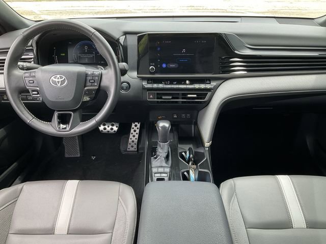 Thumbnail: 2025 Toyota Camry - 17