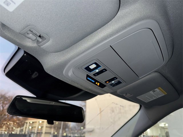 Thumbnail: 2022 Ford Explorer - 23