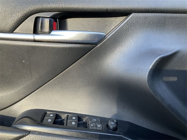 Thumbnail: 2020 Toyota Camry - 12