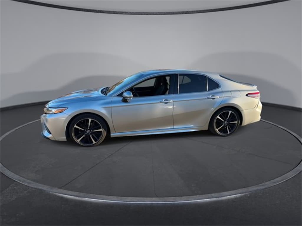 Used 2018 Toyota Camry XSE Sedan