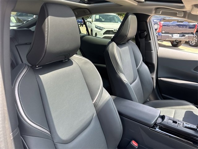 Thumbnail: 2024 Toyota Prius - 17