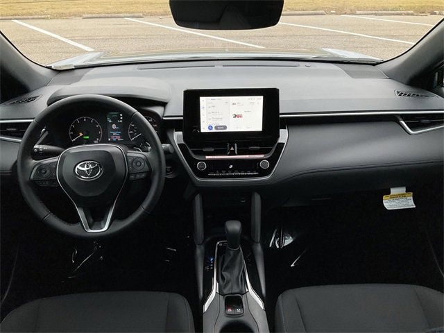 Thumbnail: 2025 Toyota Corolla Cross - 18