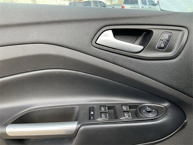 Thumbnail: 2019 Ford Escape - 14