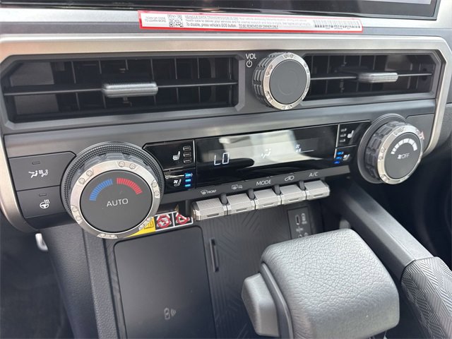 Thumbnail: 2025 Toyota 4Runner - 25