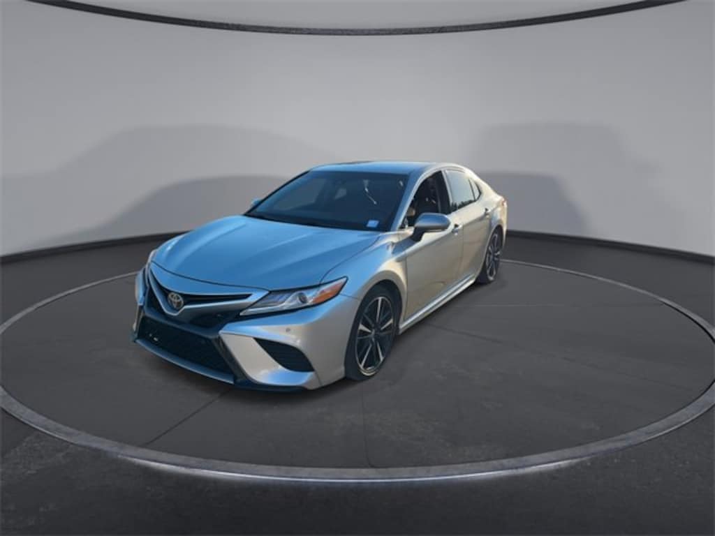 Used 2018 Toyota Camry XSE Sedan