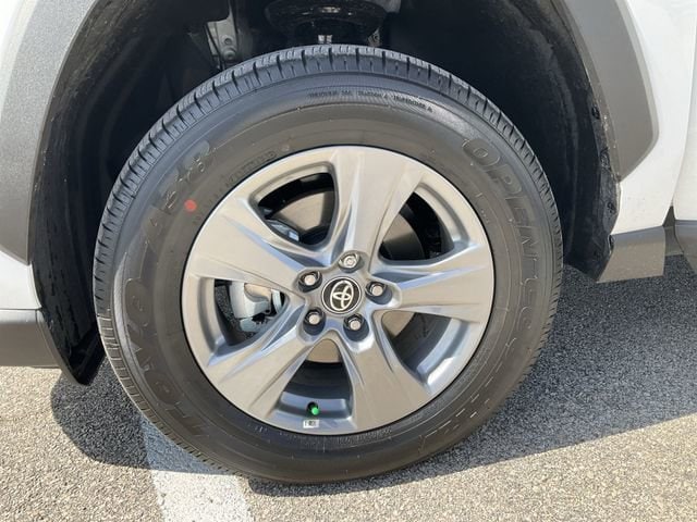 Thumbnail: 2025 Toyota RAV4 - 12