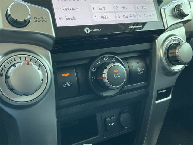 Thumbnail: 2023 Toyota 4Runner - 22