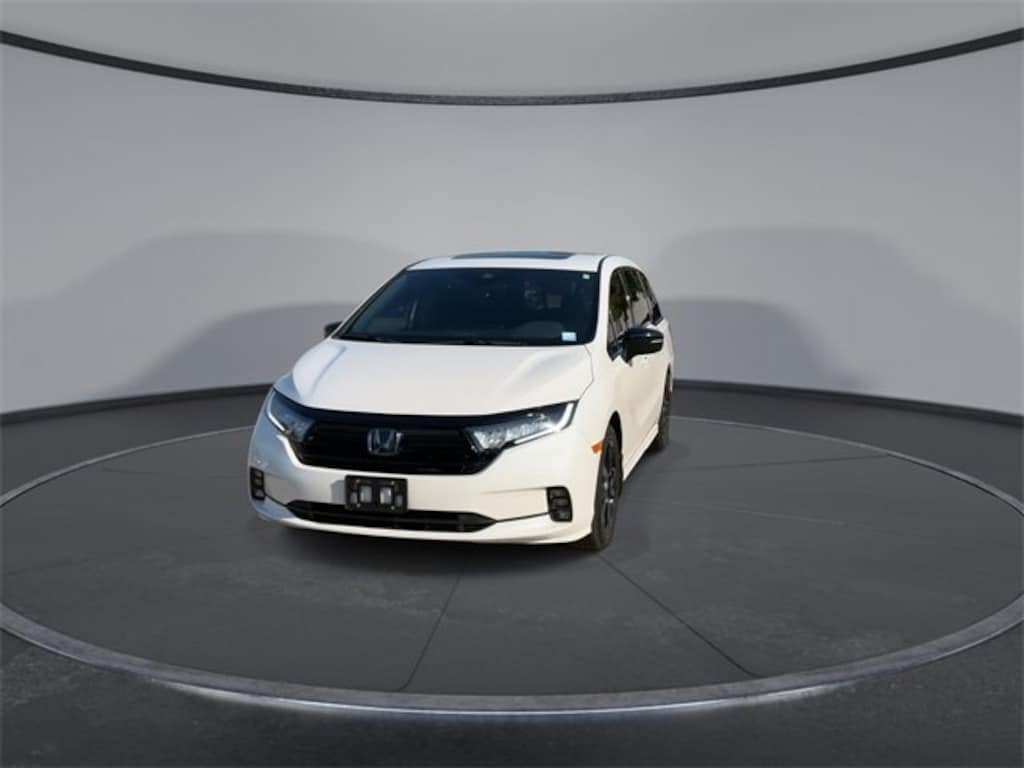 Used 2024 Honda Odyssey Sport Van