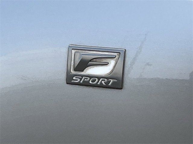 Thumbnail: 2018 Lexus RC - 11